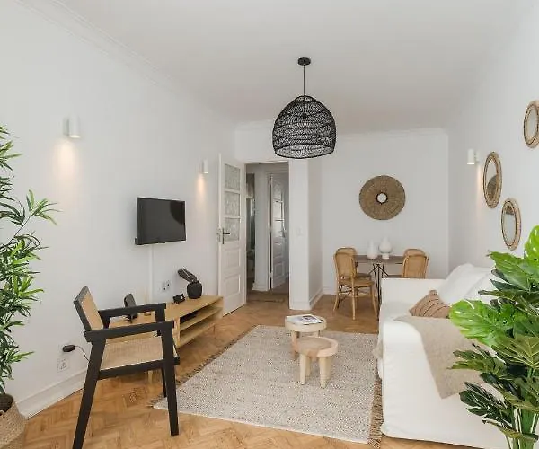 Casa Boma - Shining & Spacious With Balcony - Alvalade I 公寓 *