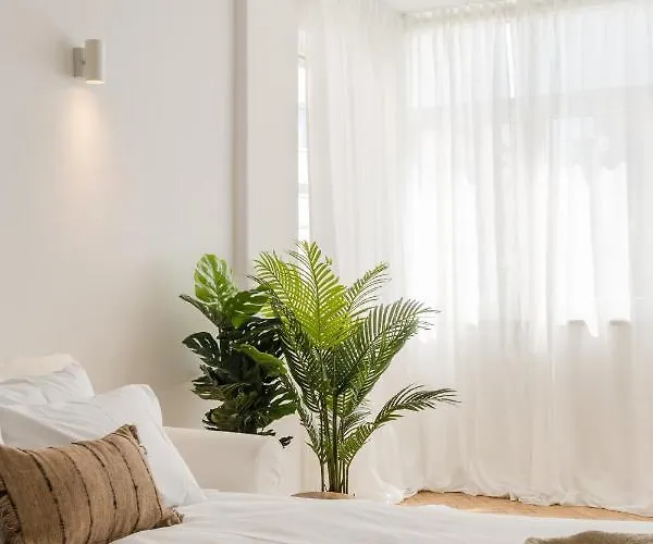Casa Boma - Shining & Spacious With Balcony - Alvalade I * Lisboa